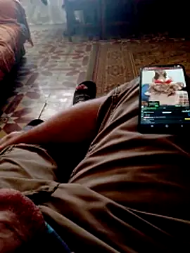 Snapshot of descansado chatting on 05-26-26, 01:09 descansado online show from 05-26-26, 01:09