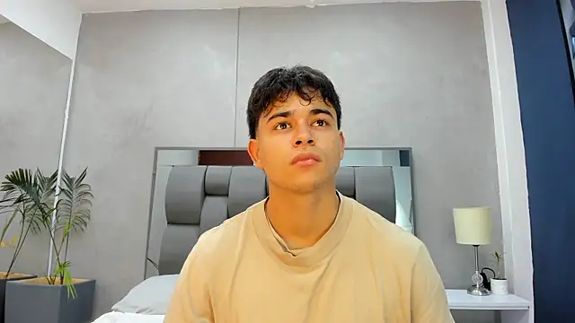 Charlie   Musk online show from 06-16-26, 11:21