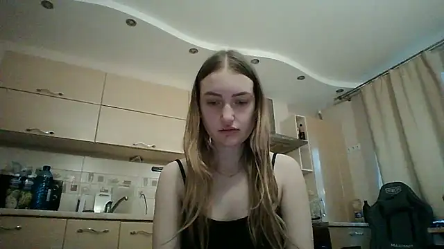 Snapshot of Lisanta chatting on 05-05-26, 04:54 Lisanta online show from 05-05-26, 04:54