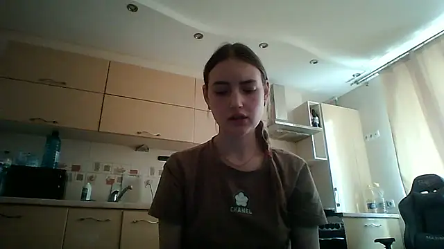 Snapshot of Lisanta chatting on 05-04-26, 12:19 Lisanta online show from 05-04-26, 12:19