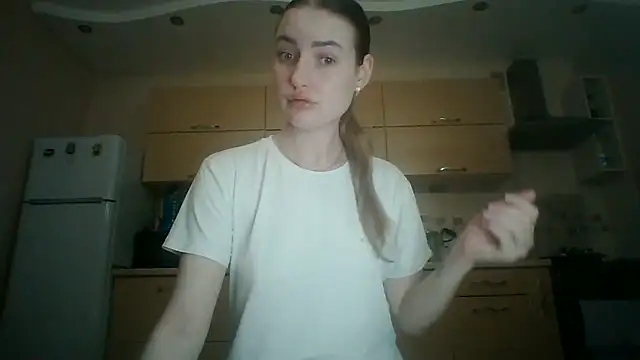 Lisanta online show from 07-04-26, 06:45