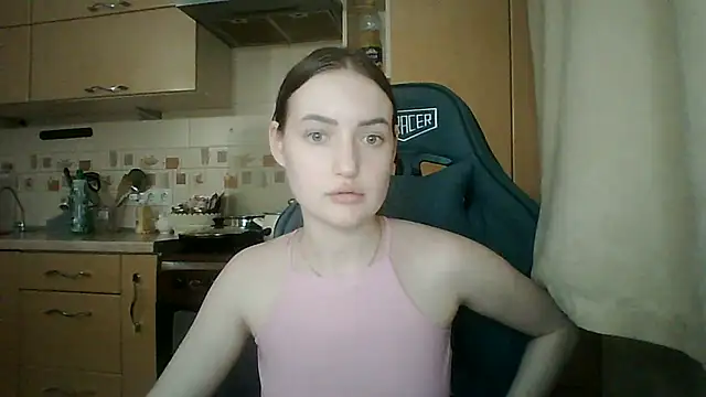Snapshot of Lisanta chatting on 06-11-26, 07:55 Lisanta online show from 06-11-26, 07:55