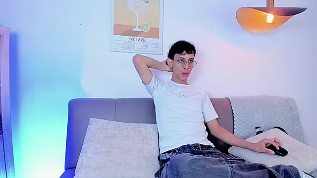 Snapshot of dax_blaze chatting on 05-04-26, 12:41 dax blaze online show from 05-04-26, 12:41