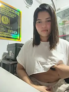 Mia Tylor01 online show from 07-04-26, 04:52