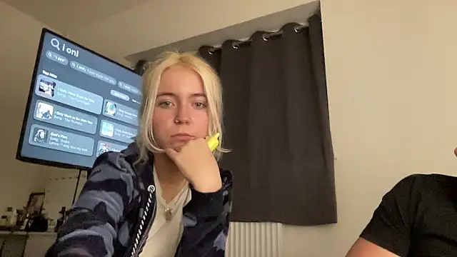 SofiaNLukaBabe online show from 05-27-26, 10:39