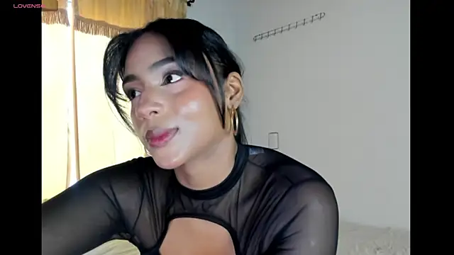 Snapshot of sophi_laraa chatting on 06-03-26, 07:29 sophi laraa online show from 06-03-26, 07:29