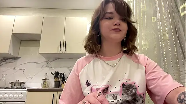 CunnyShawty online show from 04-21-26, 06:14