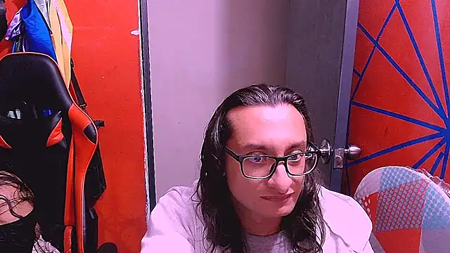 Loversonfire78 online show from 05-02-26, 07:24