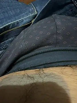 juliomfar69 online show from 07-12-26, 06:03
