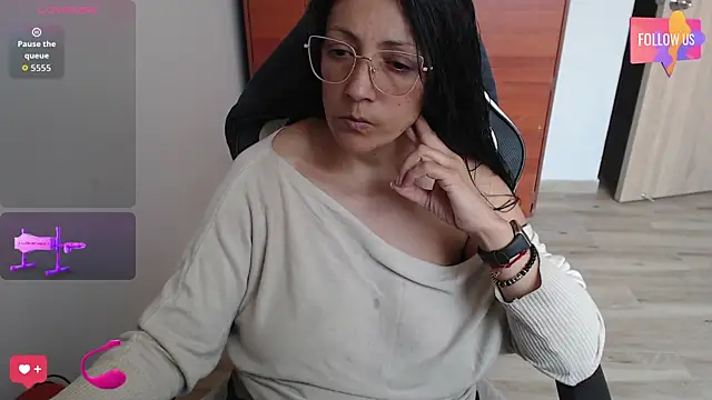Melissaleehot online show from 07-10-26, 08:31