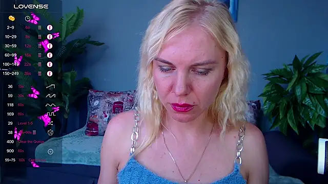 Snapshot of FromRussia chatting on 07-09-26, 06:14 FromRussia online show from 07-09-26, 06:14