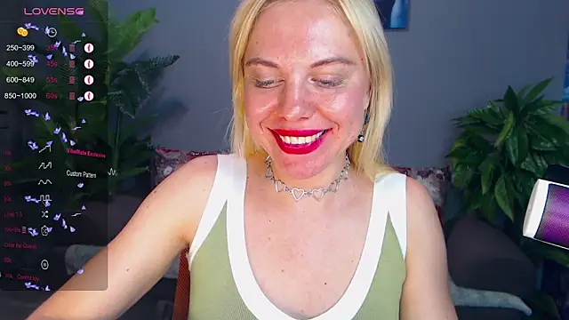 Snapshot of FromRussia chatting on 07-02-26, 03:23 FromRussia online show from 07-02-26, 03:23