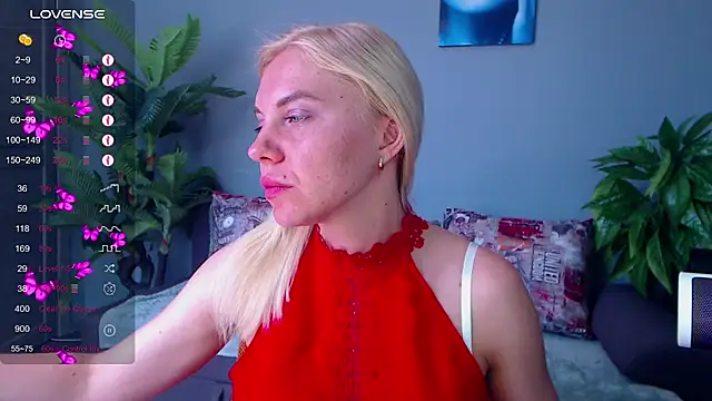 Snapshot of FromRussia chatting on 07-10-26, 04:01 FromRussia online show from 07-10-26, 04:01
