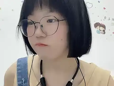 Belle-LL online show from 04-23-26, 01:24