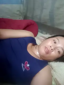 Snapshot of phuongtrinh1 chatting on 07-07-26, 10:57 phuongtrinh1 online show from 07-07-26, 10:57