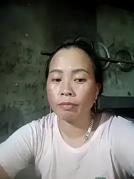 Snapshot of phuongtrinh1 chatting on 07-09-26, 12:15 phuongtrinh1 online show from 07-09-26, 12:15