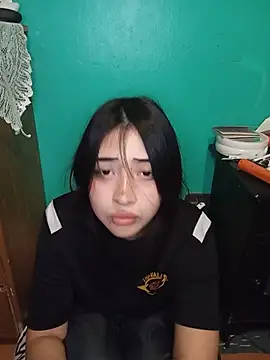 Snapshot of HonyHanna chatting on 05-27-26, 02:19 HonyHanna online show from 05-27-26, 02:19
