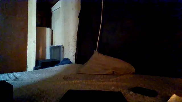 Snapshot of Nightshade1195 chatting on 06-28-26, 04:30 Nightshade1195 online show from 06-28-26, 04:30