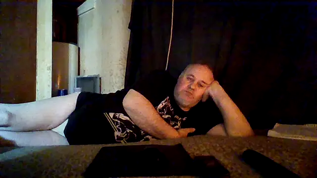 Snapshot of Nightshade1195 chatting on 05-21-26, 06:05 Nightshade1195 online show from 05-21-26, 06:05