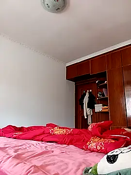 lucy-698 online show from 05-13-26, 01:01
