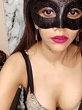 Snapshot of lovelyrosewifey chatting on 06-19-26, 06:30 lovelyrosewifey online show from 06-19-26, 06:30