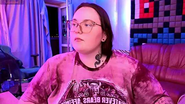 CatherineClaire online show from 07-19-26, 05:21