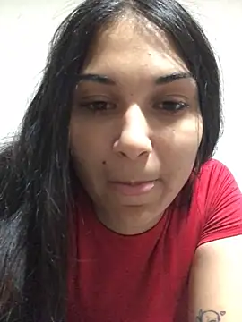 Snapshot of amira1348 chatting on 06-20-26, 02:11 amira1348 online show from 06-20-26, 02:11
