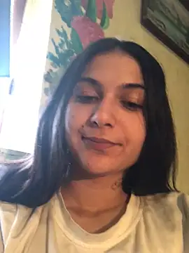 Snapshot of amira1348 chatting on 05-23-26, 08:24 amira1348 online show from 05-23-26, 08:24