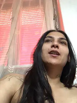 Snapshot of amira1348 chatting on 05-24-26, 06:57 amira1348 online show from 05-24-26, 06:57