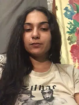 Snapshot of amira1348 chatting on 05-24-26, 07:58 amira1348 online show from 05-24-26, 07:58