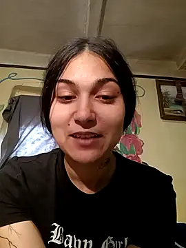 Snapshot of amira1348 chatting on 04-24-26, 09:55 amira1348 online show from 04-24-26, 09:55
