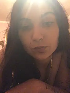 Snapshot of amira1348 chatting on 07-25-26, 07:53 amira1348 online show from 07-25-26, 07:53