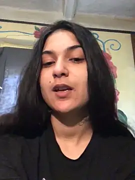 Snapshot of amira1348 chatting on 05-13-26, 05:36 amira1348 online show from 05-13-26, 05:36
