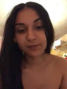 Snapshot of amira1348 chatting on 06-14-26, 08:43 amira1348 online show from 06-14-26, 08:43