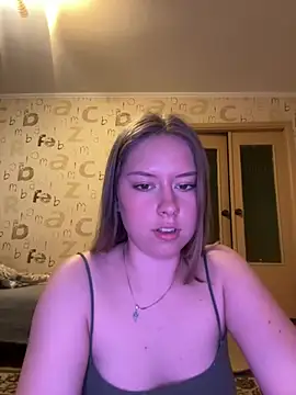 Snapshot of anna_nan chatting on 04-27-26, 11:25 anna nan online show from 04-27-26, 11:25