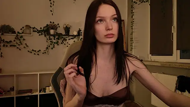 justAnie online show from 04-21-26, 06:14