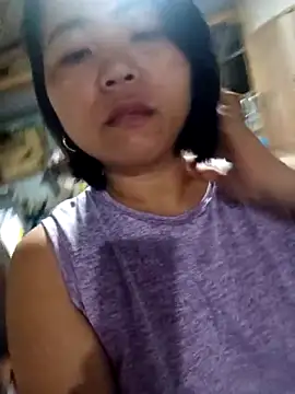 Snapshot of osang08 chatting on 05-31-26, 01:28 osang08 online show from 05-31-26, 01:28