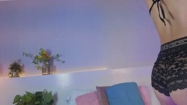 lily obsession online show from 04-28-26, 04:00