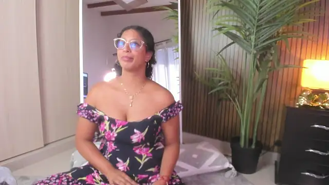Chloefixxx online show from 06-18-26, 08:25