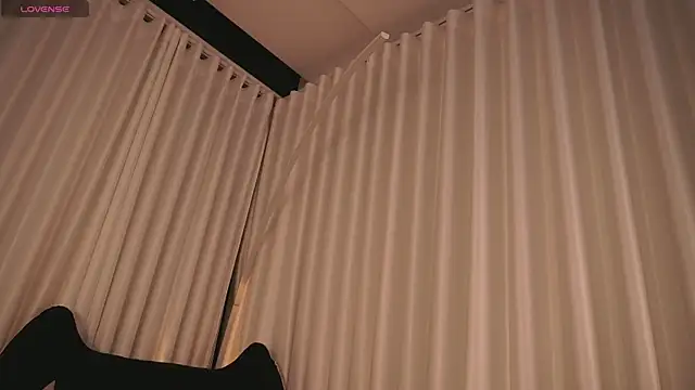 Tessa ruxh online show from 05-14-26, 11:40