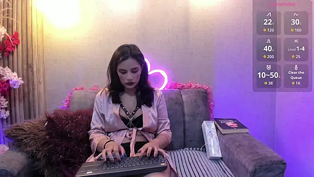 Snapshot of ShantalBr chatting on 05-19-26, 03:13 ShantalBr online show from 05-19-26, 03:13