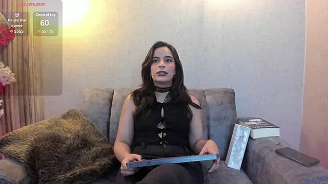 ShantalBr online show from 07-25-26, 03:14