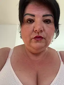 Snapshot of curvymilfmicha chatting on 07-26-26, 05:47 curvymilfmicha online show from 07-26-26, 05:47