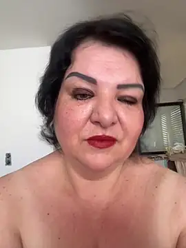 Snapshot of curvymilfmicha chatting on 07-10-26, 08:14 curvymilfmicha online show from 07-10-26, 08:14