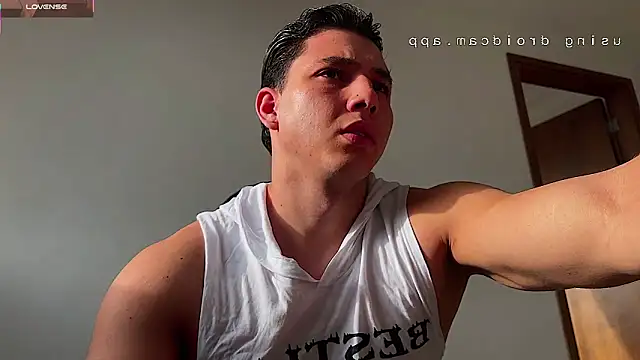Snapshot of Maxx_valiant chatting on 06-03-26, 12:17 Maxx valiant online show from 06-03-26, 12:17