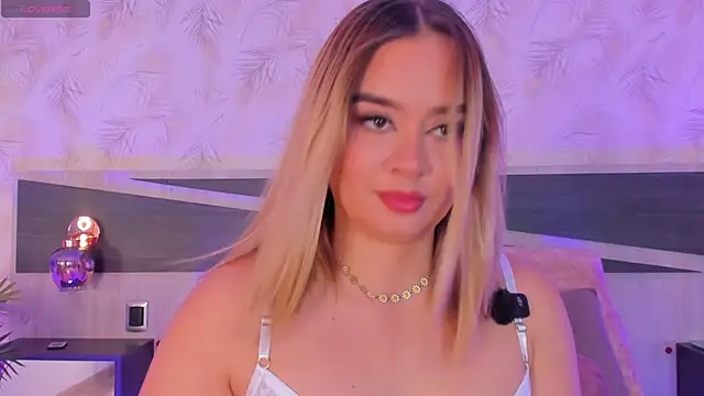 Sofia pamela  online show from 04-21-26, 07:31