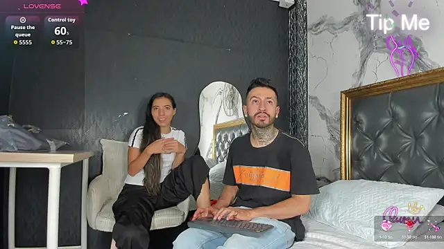 StevenAndLaura online show from 04-26-26, 04:10