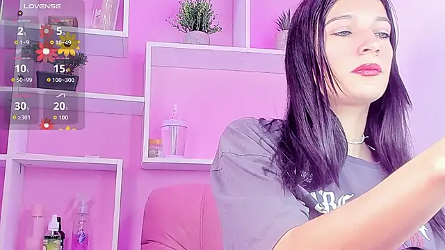 MilaWhitte online show from 06-15-26, 04:39