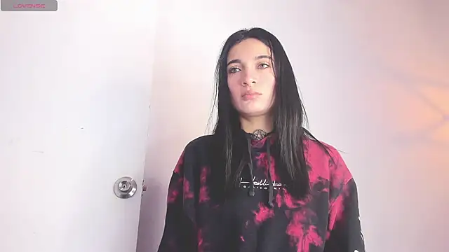 MilaWhitte online show from 07-17-26, 02:47