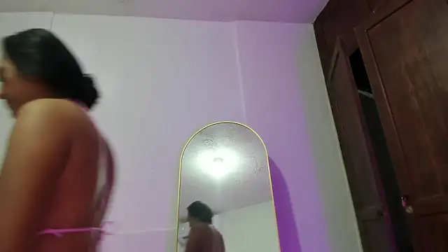 Natasha028  online show from 06-17-26, 11:42